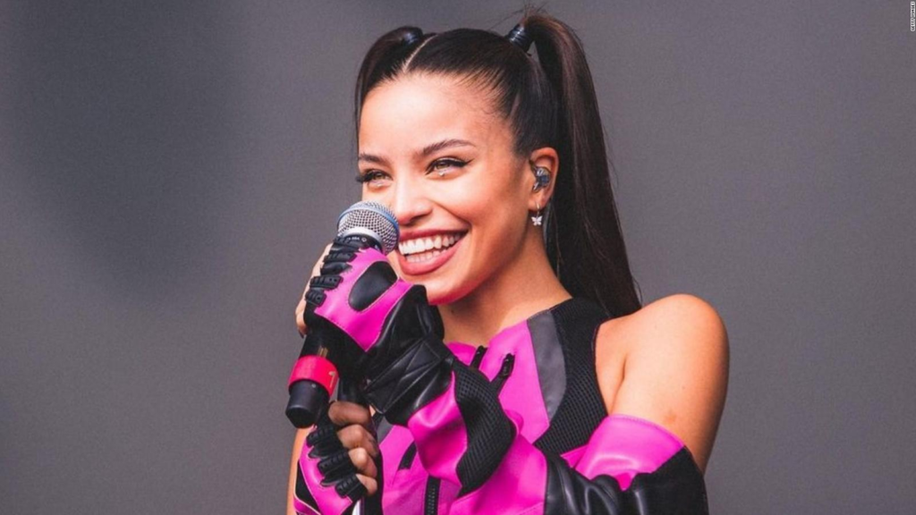 Emilia confirma concierto en Chile