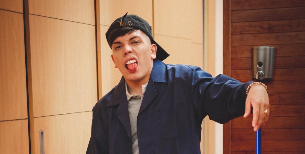 King Savagge lanza su nuevo álbum «WorKING» y lleva su música al siguiente nivel