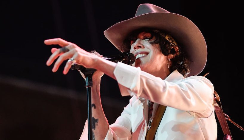 LP lanzó nuevo single y anunció la fecha de su próximo álbum