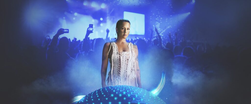 Denise Rosenthal dará concierto gratuito para 15 mil personas en Movistar Arena