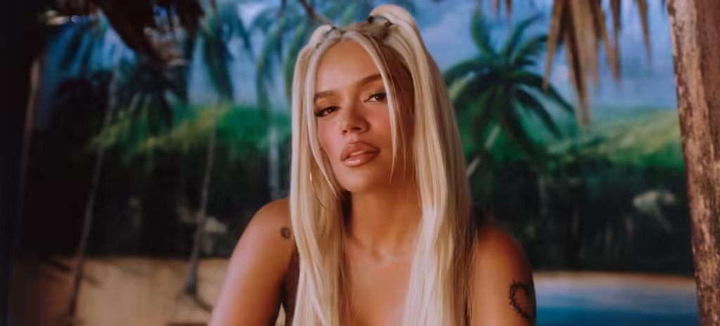 Karol G anuncia colaboración junto a una artista viral de TikTok