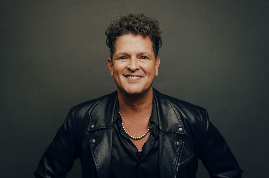 Carlos Vives anunció su “Tour Al Sol 2026”: una gira que iluminará Norteamérica de principio a fin